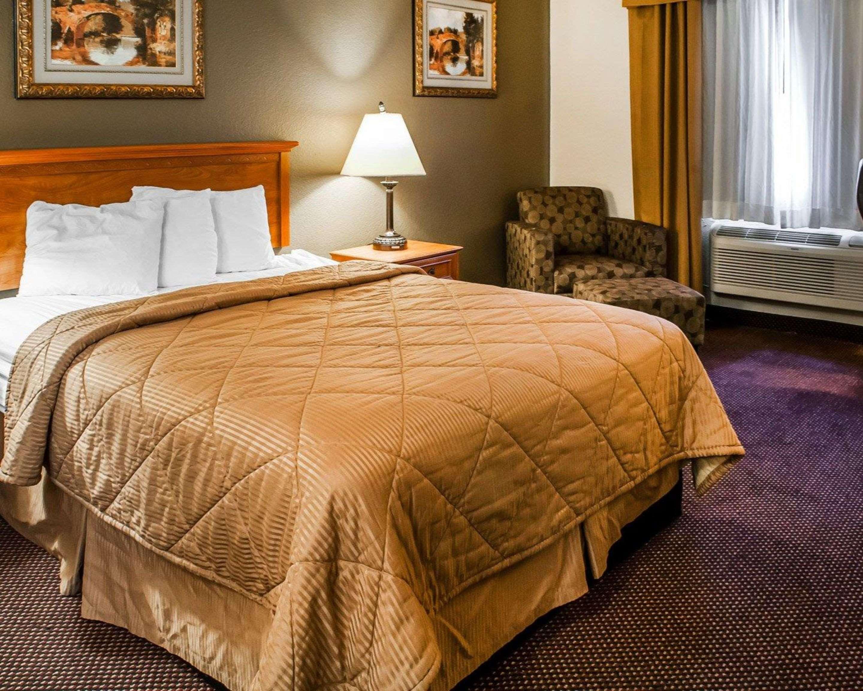 Rodeway Inn Española Extérieur photo