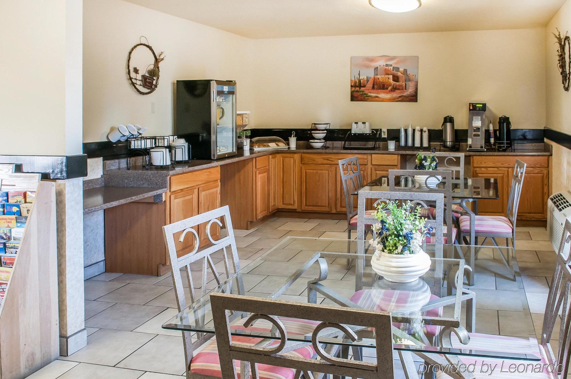 Rodeway Inn Española Extérieur photo