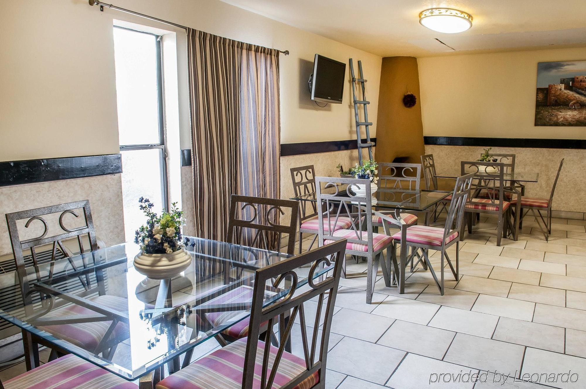 Rodeway Inn Española Extérieur photo